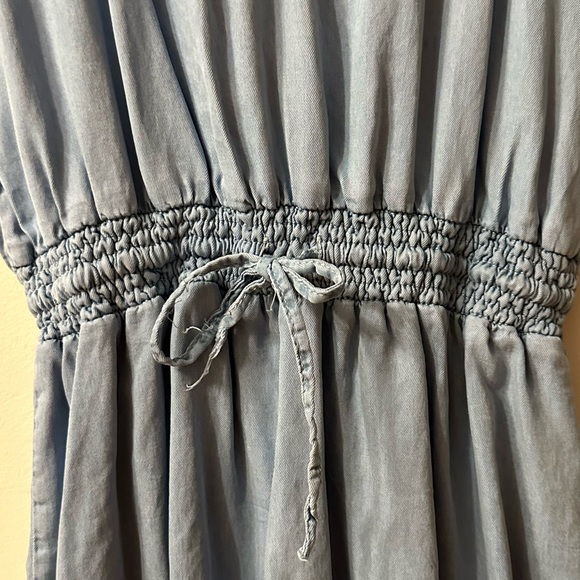Dex light distressed denim dress size s - Picture 2 of 3